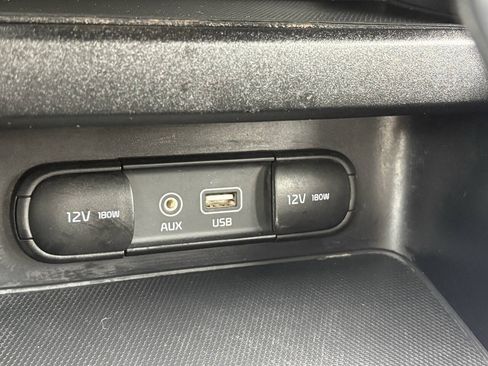 Used 2020 Kia Forte Sedan FWD image 31