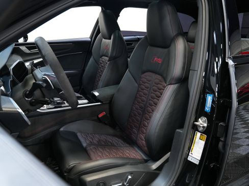 Used 2024 Audi RS 6 performance image 30