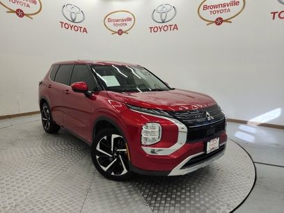 Used 2023 Mitsubishi Outlander SE