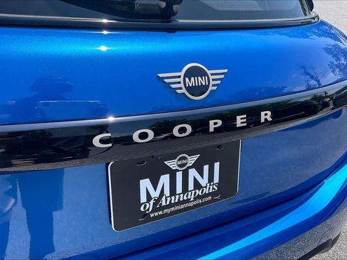 New 2026 MINI Cooper 4-Door Hardtop FWD image 15