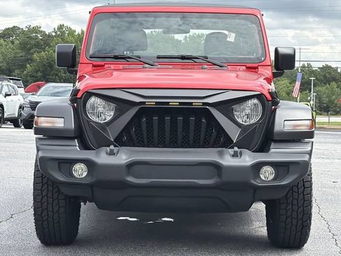 Used 2022 Jeep Wrangler Sport AWD/4WD image 10