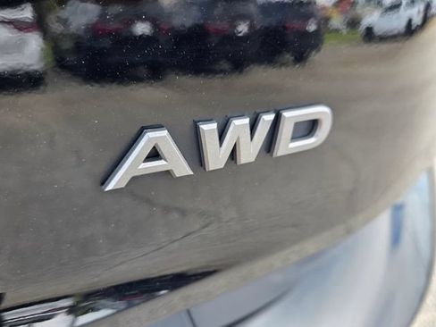 Used 2024 Nissan Rogue S AWD/4WD image 12
