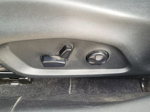 Used 2020 Jeep Compass Latitude image 30