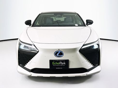 Used 2024 Lexus RZ 300e Premium w/ Technology Package image 2