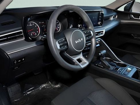 Used 2023 Kia K5 LXS image 16