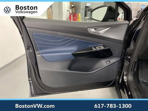 New 2025 Volkswagen ID.4 Pro S image 22