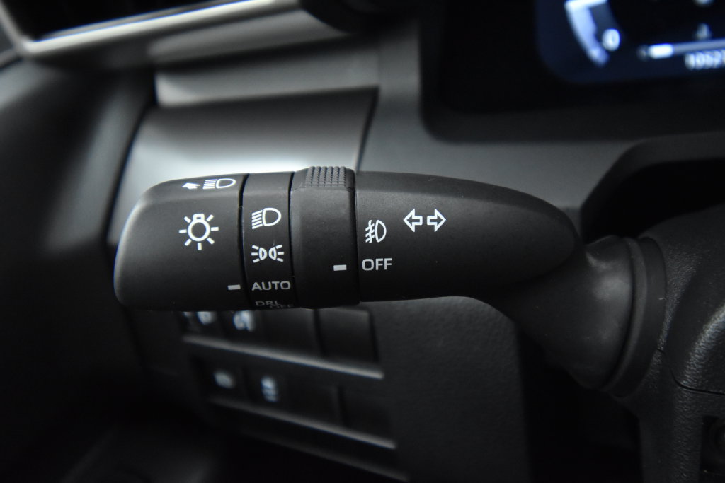 Used 2024 Toyota Tacoma TRD Sport AWD/4WD image 29