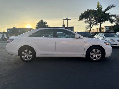 Used 2009 Toyota Camry LE image 6