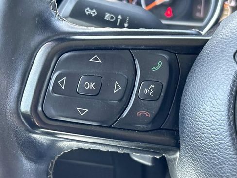 Used 2020 Jeep Wrangler Unlimited Sport AWD/4WD image 19