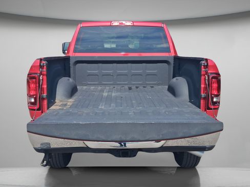 Used 2026 RAM 2500 Big Horn AWD/4WD image 21