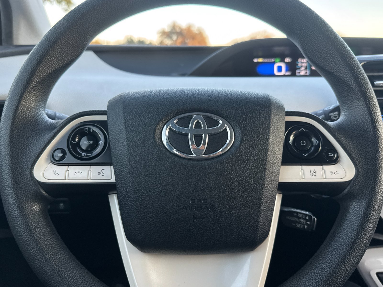 Used 2017 Toyota Prius Two w/ Prius Two Safety Plus Package FWD image 22