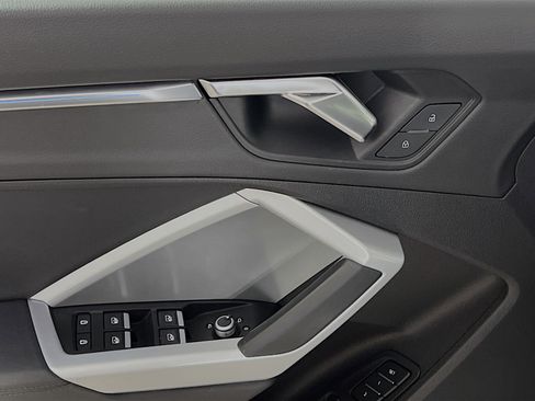 Used 2023 Audi Q3 2.0T Premium Plus w/ Premium Plus Package image 17