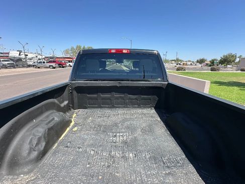 Used 2018 RAM 2500 Tradesman w/ Chrome Appearance Group AWD/4WD image 4