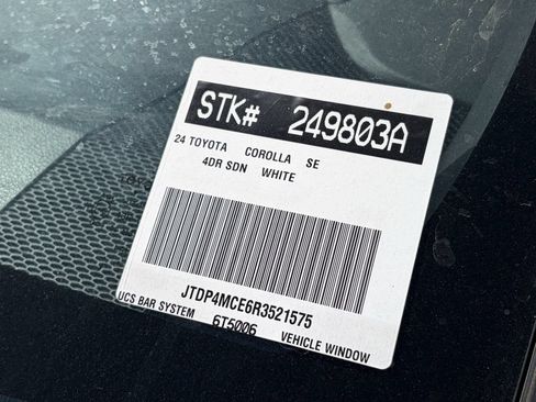 Certified 2024 Toyota Corolla SE w/ SE Premium Package FWD image 14