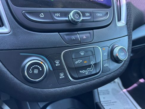 Used 2021 Chevrolet Malibu LS FWD image 20