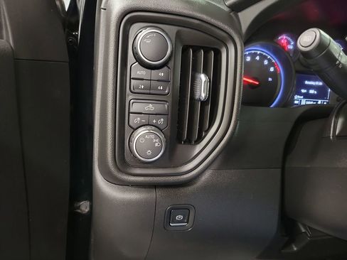 Used 2022 Chevrolet Silverado 1500 Custom Trail Boss w/ Midnight Edition AWD/4WD image 19