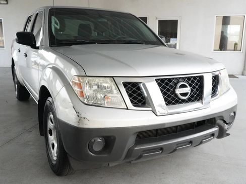 Used 2018 Nissan Frontier S RWD image 1