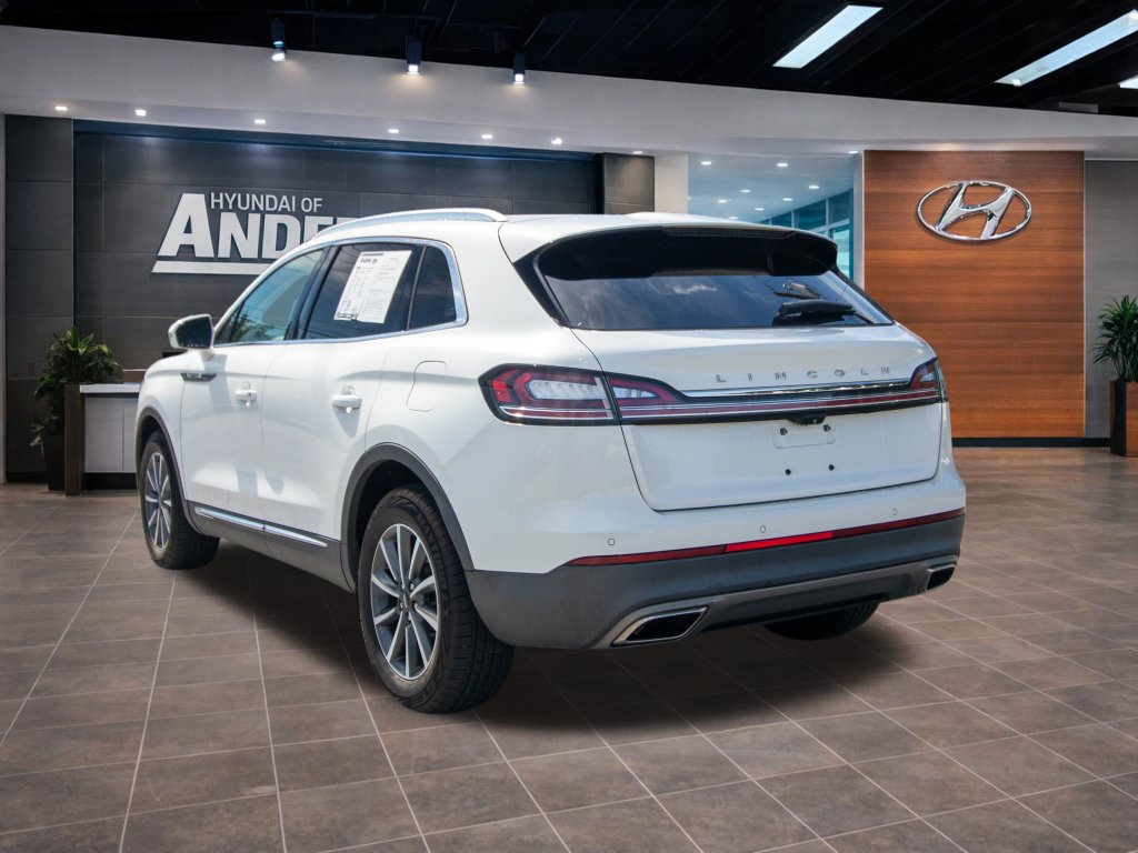 Used 2021 Lincoln Nautilus FWD image 11