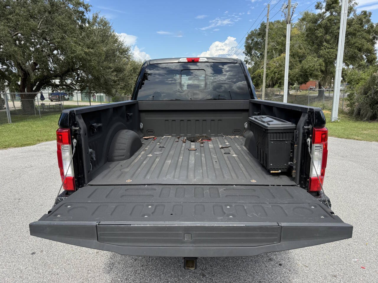 Used 2017 Ford F250 XLT w/ XLT Premium Package AWD/4WD image 19