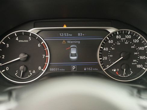 Used 2019 Nissan Altima 2.0 SR FWD image 25
