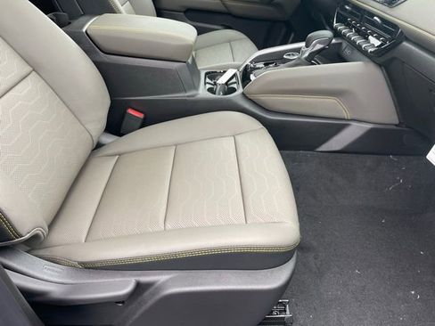 New 2026 Chevrolet Colorado ZR2 w/ Midnight Edition image 12