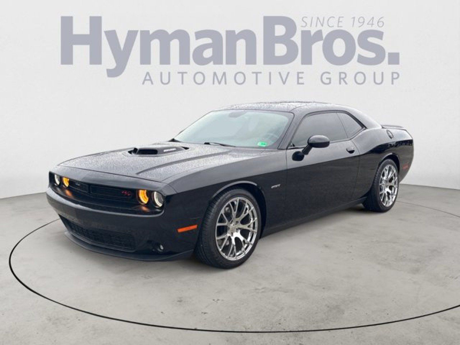 Used 2016 Dodge Challenger R/T RWD image 7