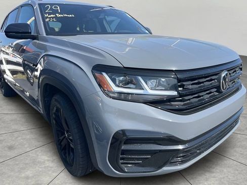 Used 2023 Volkswagen Atlas Cross Sport SEL R-Line AWD/4WD image 5
