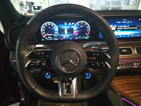 Used 2025 Mercedes-Benz GLS 63 AMG 4MATIC image 20