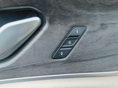 Used 2024 Jeep Grand Cherokee L Limited w/ Luxury Tech Group II image 33