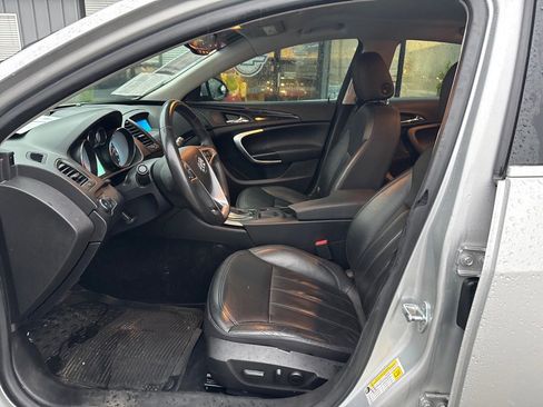 Used 2011 Buick Regal CXL image 7