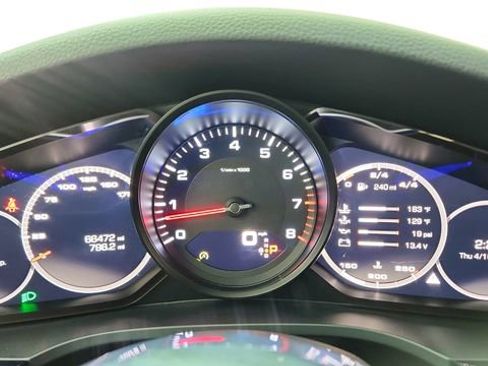 Used 2019 Porsche Cayenne image 38