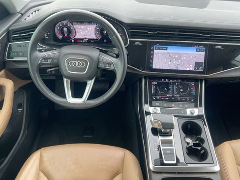 Used 2023 Audi Q8 Premium Plus image 26