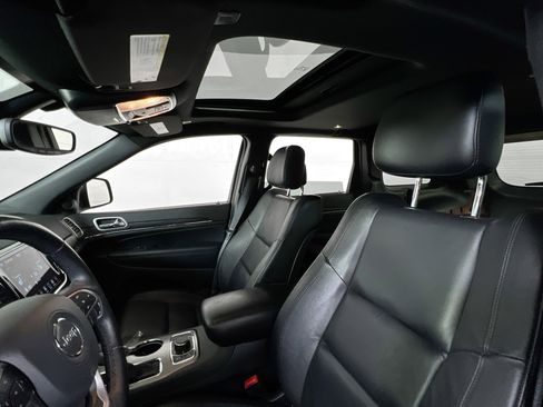 Used 2021 Jeep Grand Cherokee Limited image 20