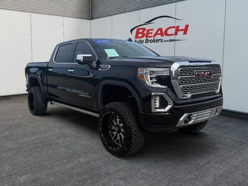 Used 2020 GMC Sierra 1500 Denali w/ Denali Ultimate Package AWD/4WD image 3