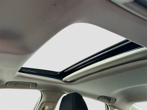 Used 2024 Honda Civic EX image 21