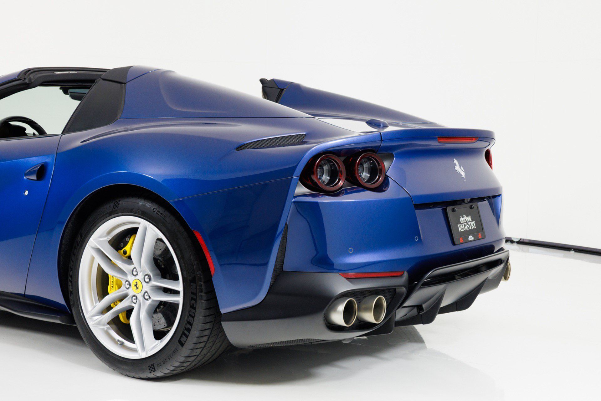 Used 2021 Ferrari 812 GTS RWD image 73