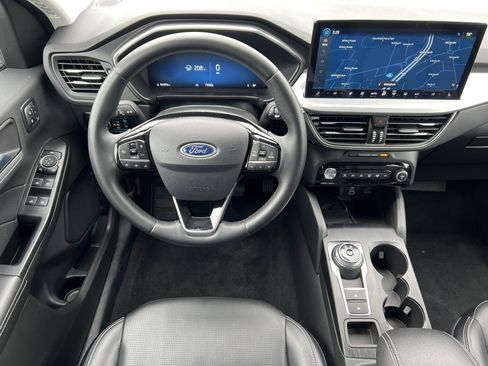 Used 2024 Ford Escape Platinum AWD/4WD image 31