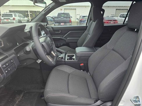 New 2026 Toyota 4Runner SR5 image 27