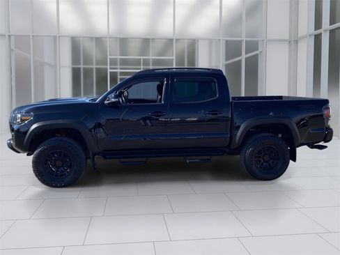 Used 2023 Toyota Tacoma TRD Pro image 2
