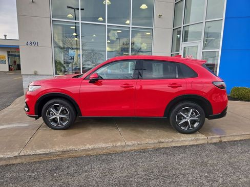 Certified 2024 Honda HR-V EX-L image 6