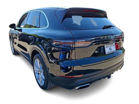 Used 2023 Porsche Cayenne AWD/4WD image 4