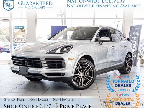 Used 2023 Porsche Cayenne w/ Premium Package AWD/4WD image 1