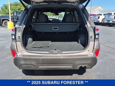 Used 2025 Subaru Forester Premium AWD/4WD image 29