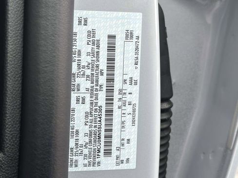 Used 2025 Ford Escape ST-Line w/ Tech Pack #1 image 11