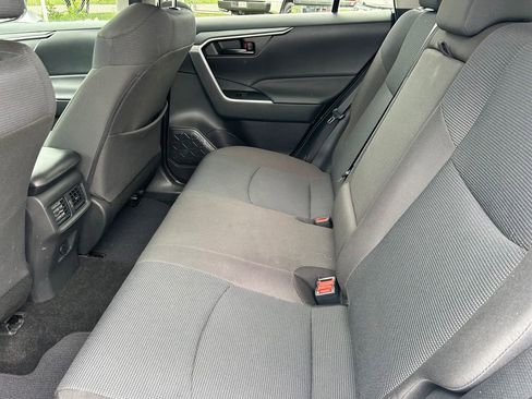 Used 2023 Toyota RAV4 LE FWD image 15