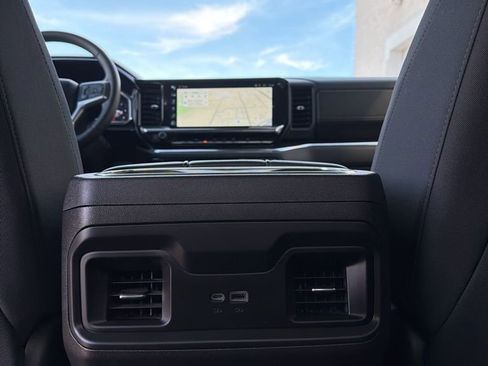 Used 2024 Chevrolet Silverado 1500 LT Trail Boss w/ Protection Package AWD/4WD image 27
