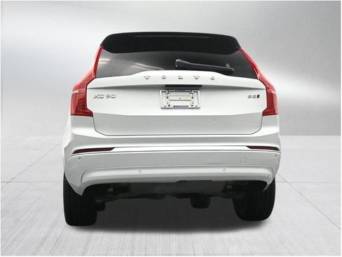 Used 2023 Volvo XC90 B5 Plus AWD/4WD image 29