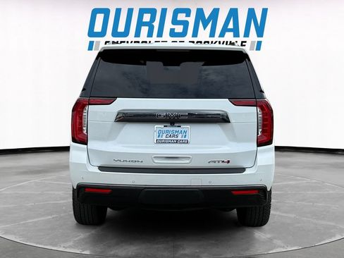 Used 2024 GMC Yukon AT4 AWD/4WD image 5