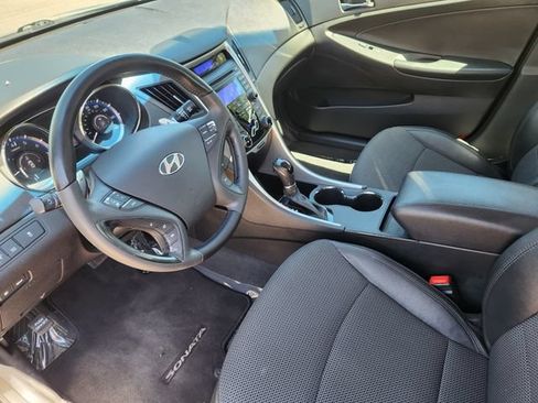 Used 2012 Hyundai Sonata SE FWD image 7