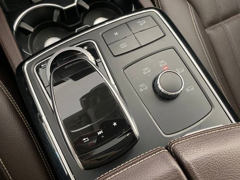 Used 2017 Mercedes-Benz GLE 350 4MATIC image 28